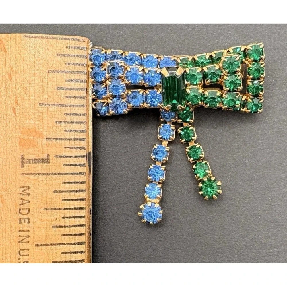 Vintage Blue Green‎ Bow Ribbon Dangle Brooch Prong Set Rhinestones Gold Tone
